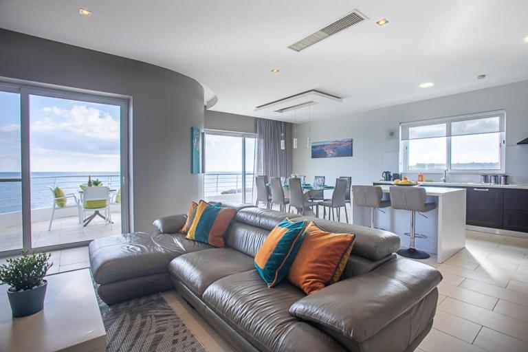 Apartmán Waters-Edge Complex Marsaskala Exteriér fotografie